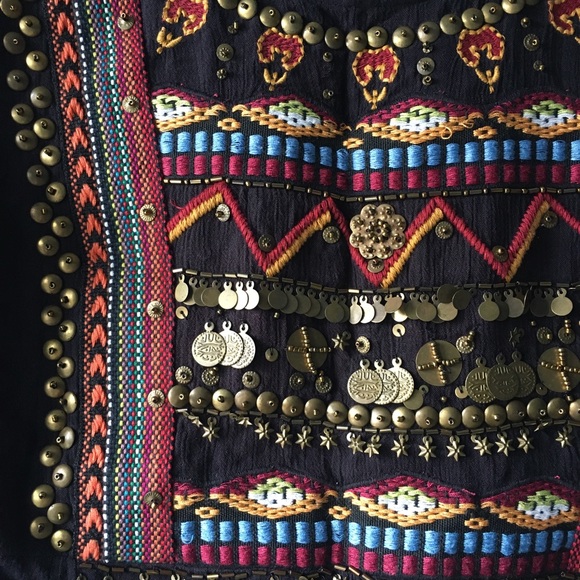 Anthropologie Ari Embellished HD in Paris tunic - Picture 9 of 13